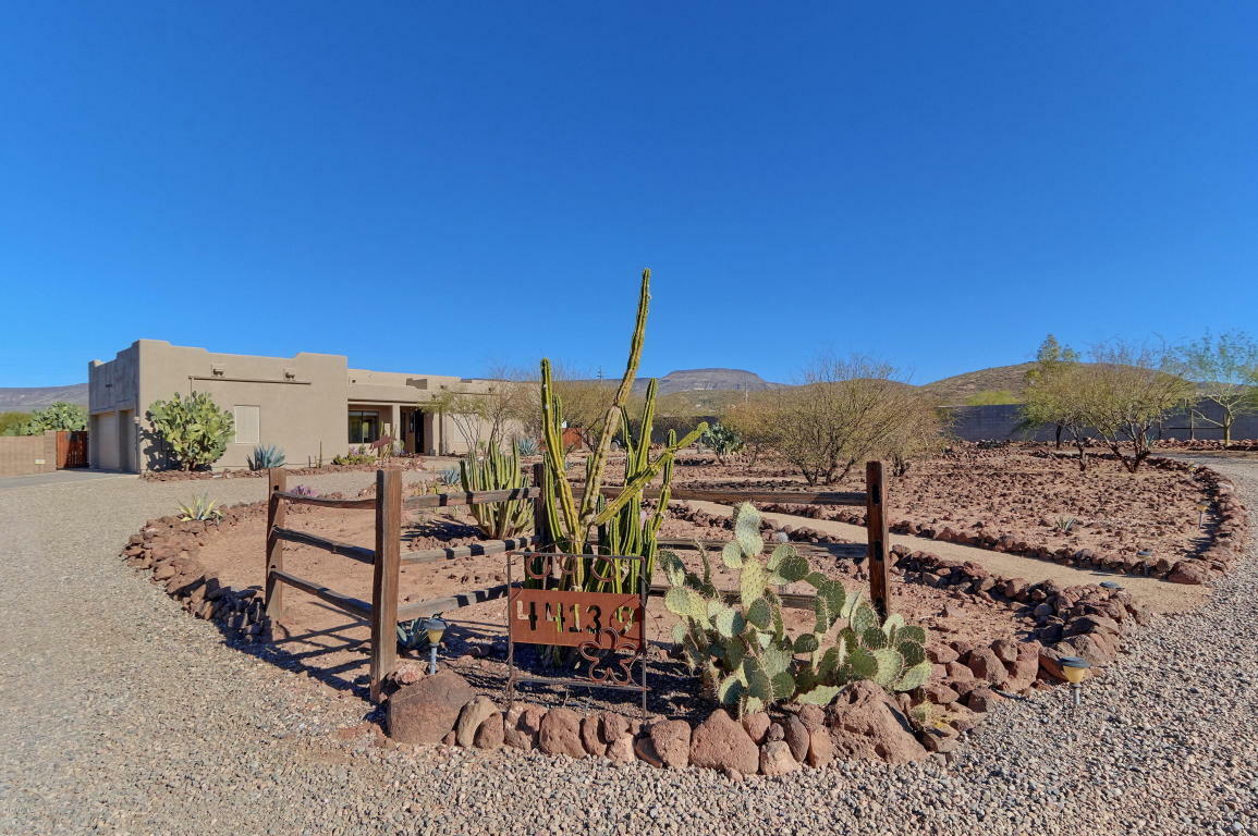 Property Photo:  44139 N 16th Street  AZ 85087 