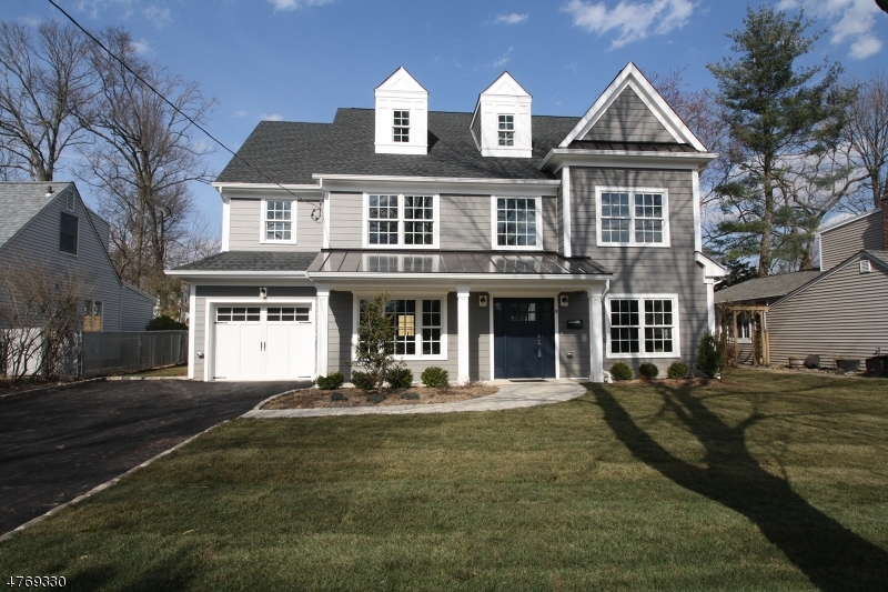 Property Photo:  9 Monmouth Ct  NJ 07039 