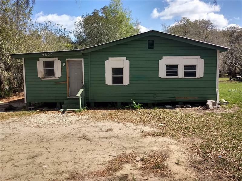 Property Photo:  2603 Sam Hicks Road  FL 33567 