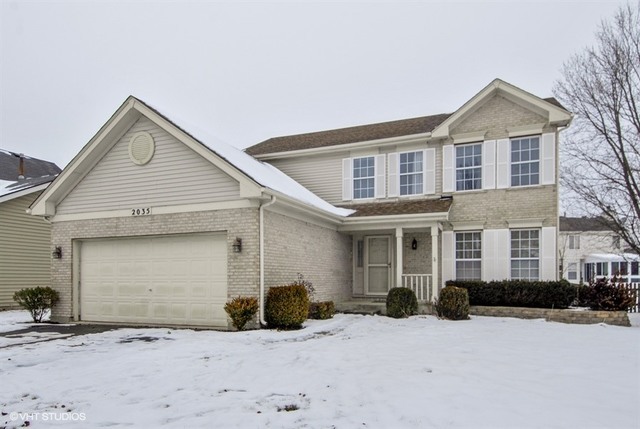 Property Photo: 2035 Crossing Lane IL 60540