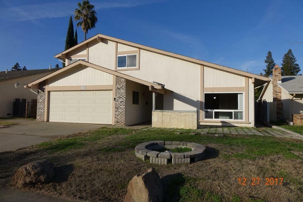 Property Photo:  2832 Rascommon Way  CA 95827 