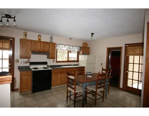 Property Photo:  6 Park Road  MA 01521 