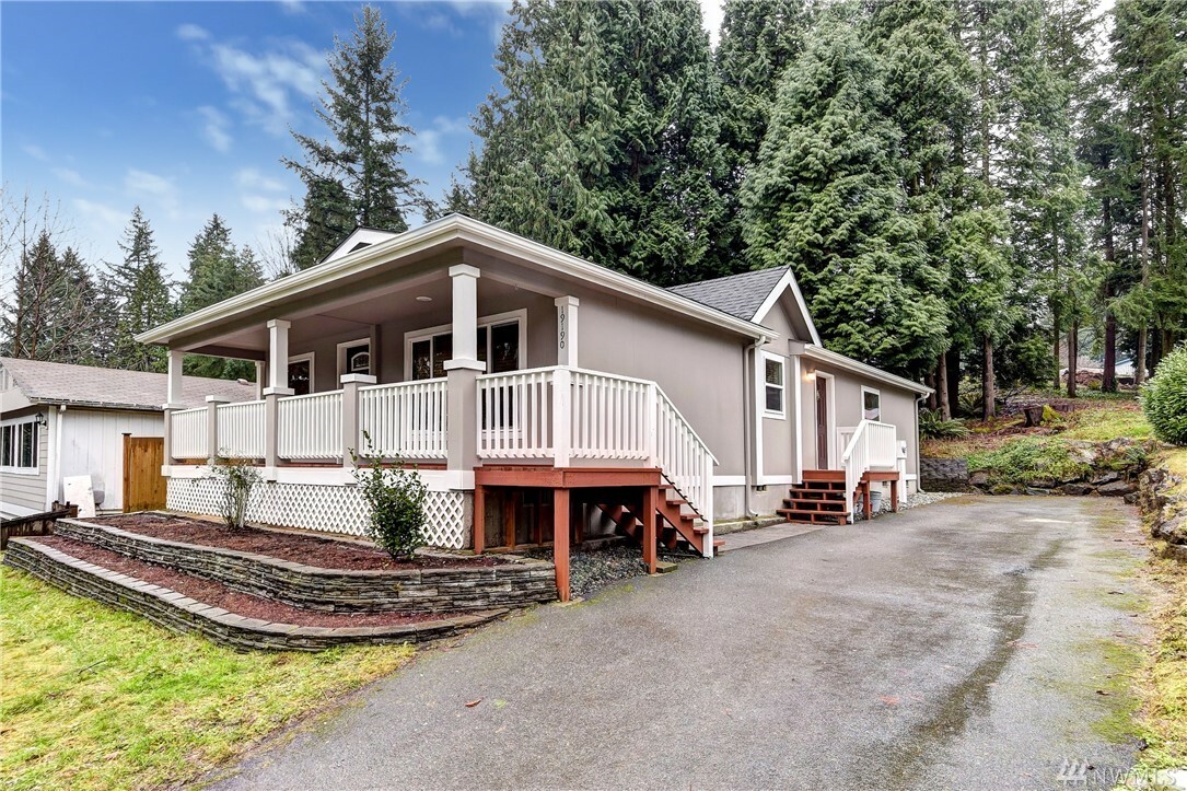 Property Photo:  19190 130th Ct NE  WA 98011 