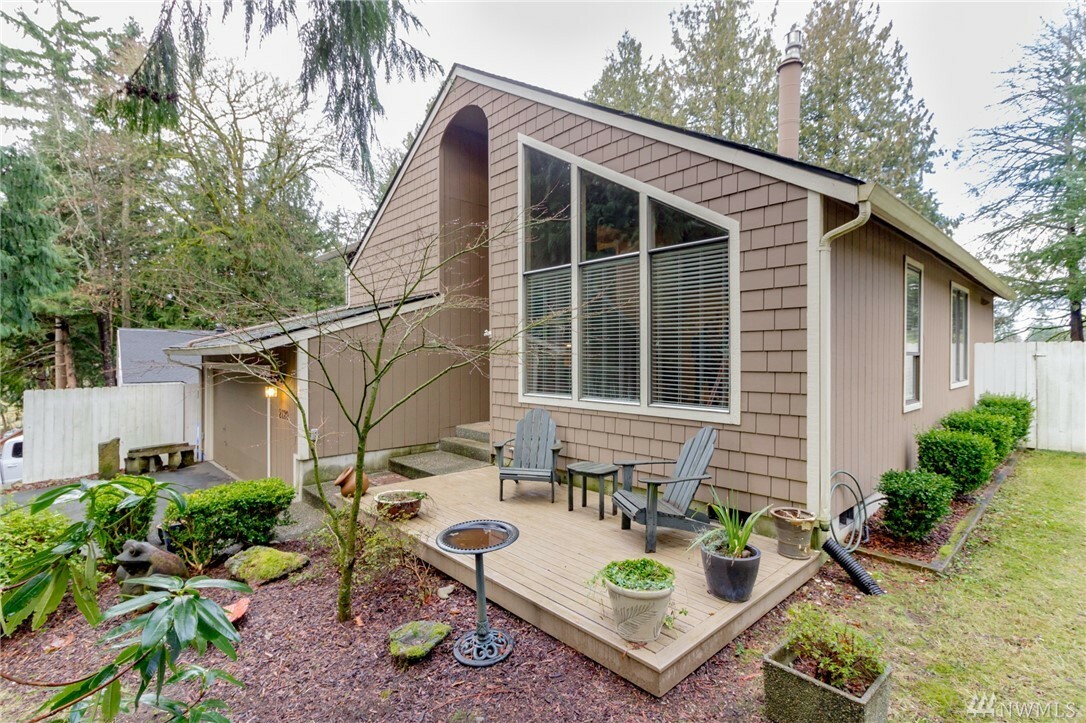 Property Photo:  2120 NE Edwin Ct  WA 98370 