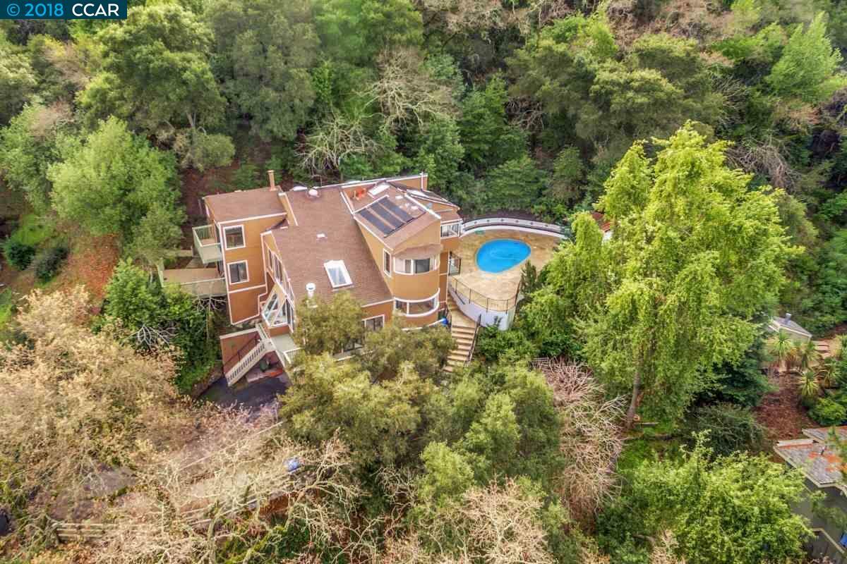 Property Photo: 251 King Dr CA 94595
