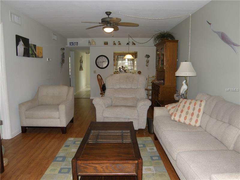 Property Photo:  942 Capri Isles Boulevard 108  FL 34292 