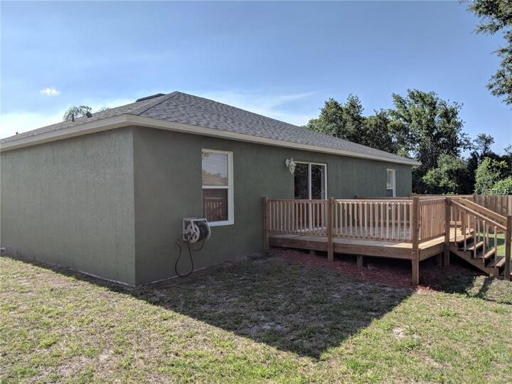 Property Photo:  1521 Ortega Avenue  FL 32738 