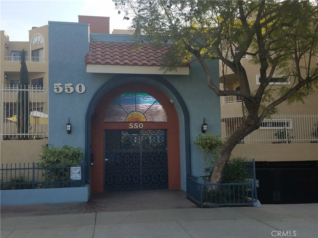 Property Photo:  550 Orange Avenue 141  CA 90802 