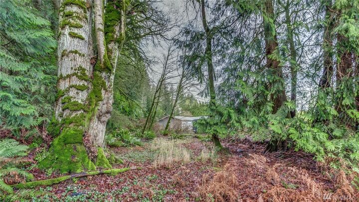 Property Photo:  2703 Lake Whatcom Blvd  WA 98229 