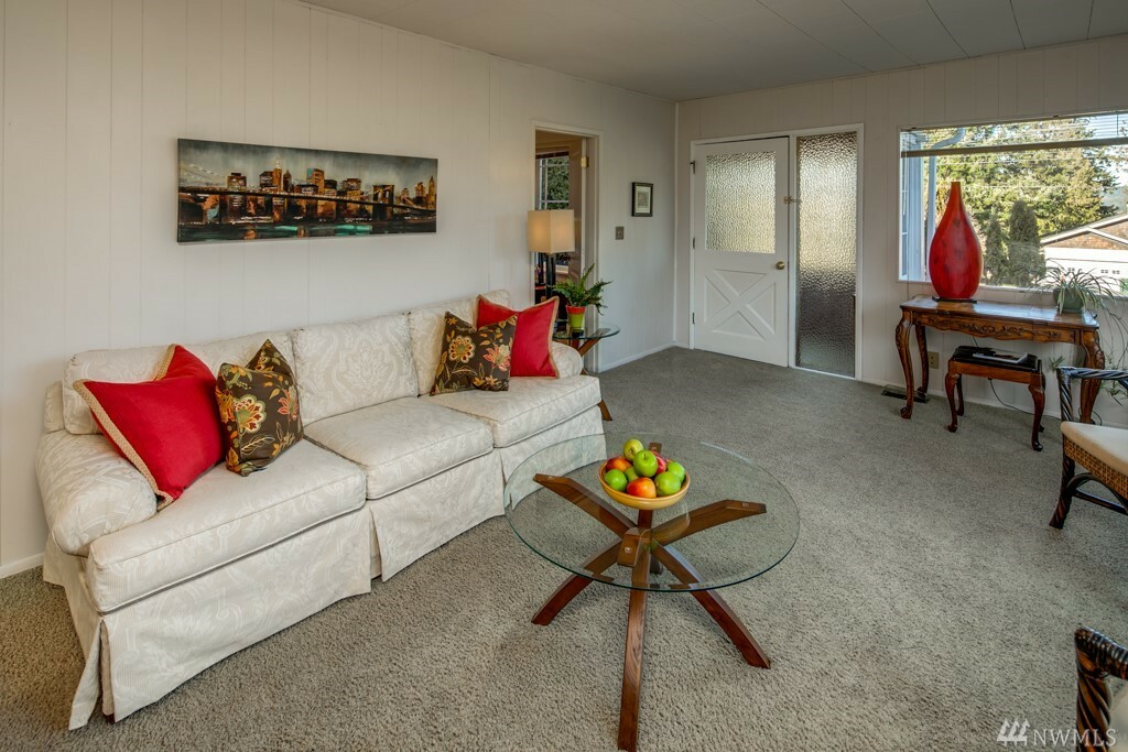 Property Photo: 4512 Cable St WA 98229