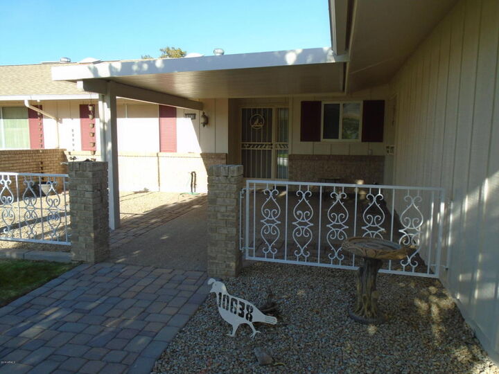 Property Photo: 10638 W Saratoga Circle AZ 85351