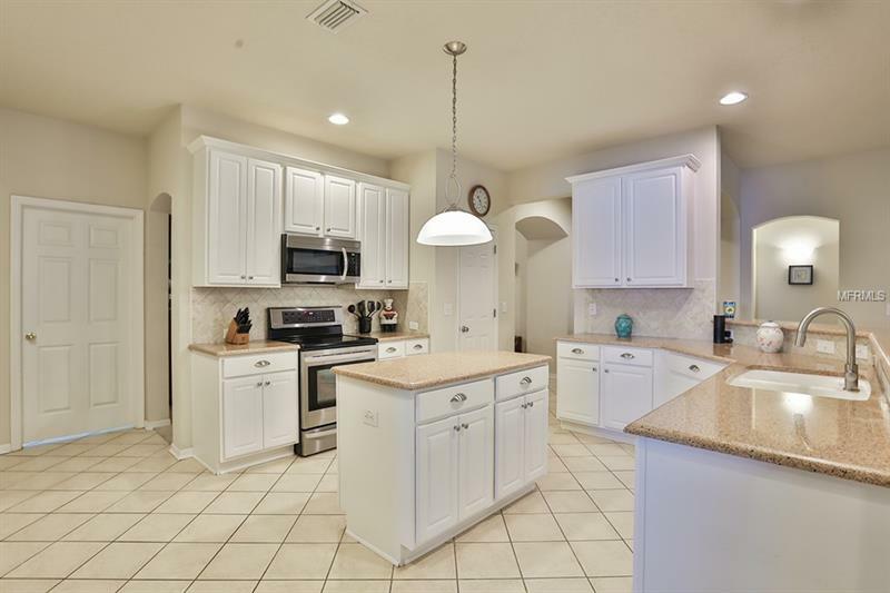 Property Photo:  12419 Bramfield Drive  FL 33579 