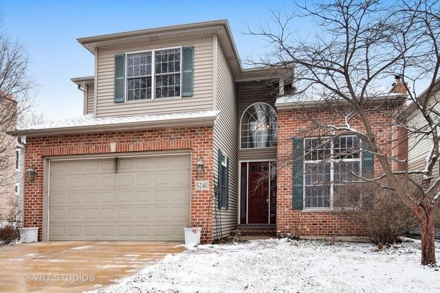 Property Photo:  5241 Benton Avenue  IL 60515 