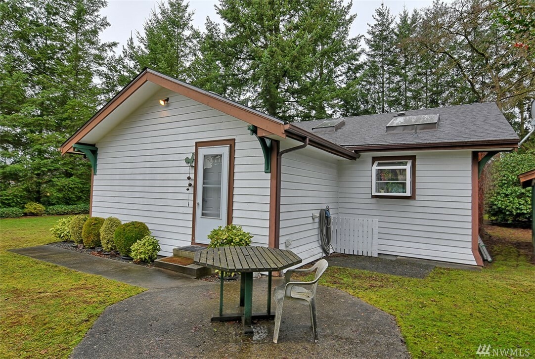 Property Photo:  11318 41st Dr NE  WA 98271 