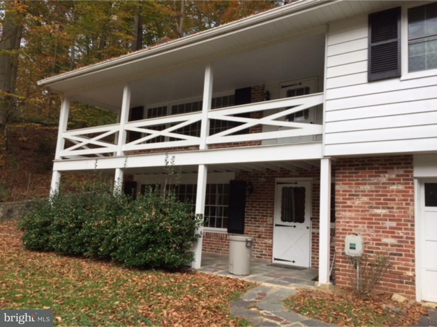 Property Photo: 1231 Hunt Club Lane PA 19063