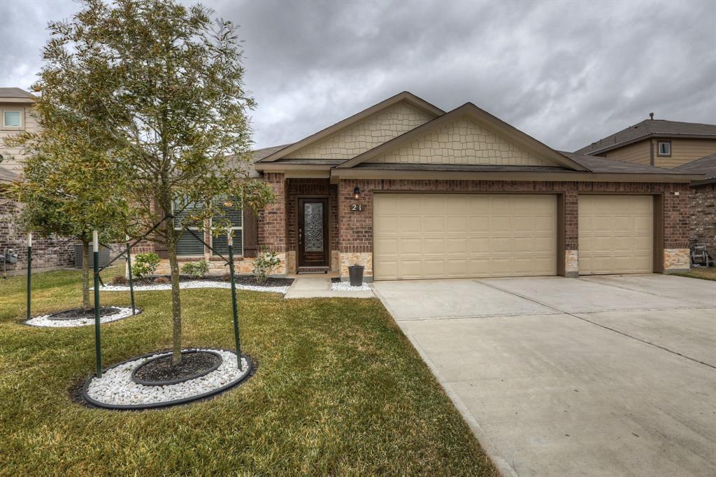 Property Photo: 21 Coconut Palms Court TX 77578
