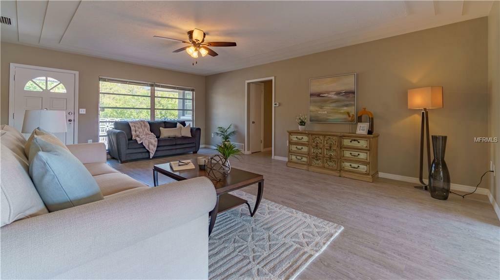 Property Photo: 3497 Tanglewood Drive FL 34239