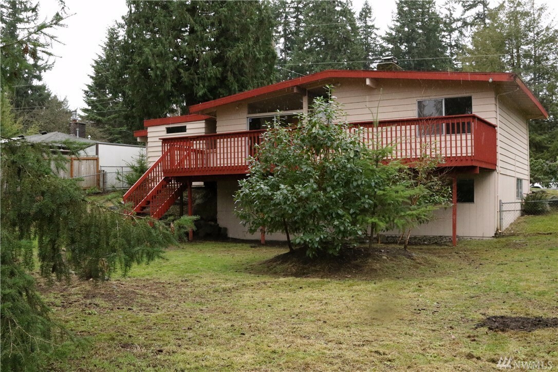 Property Photo:  4002 152nd Ave SE  WA 98006 