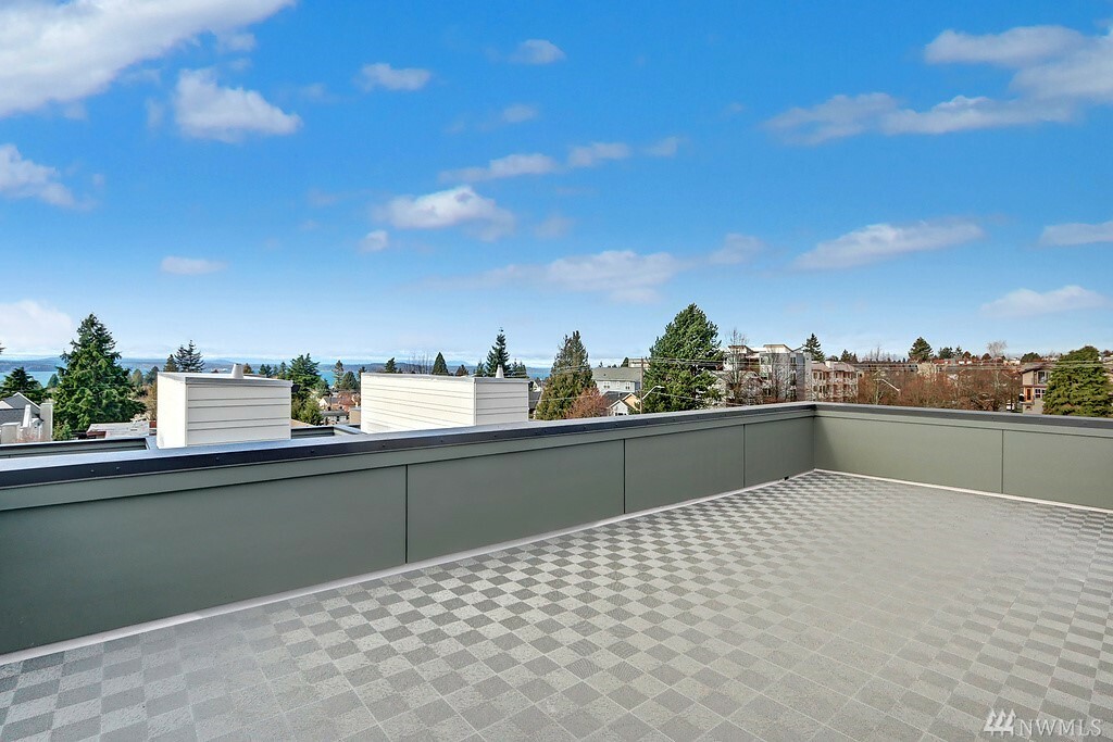 Property Photo:  6008 California Ave SW  WA 98136 