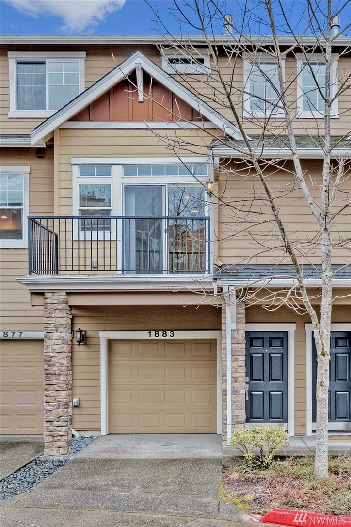Property Photo: 1883 16th Lane NE 1883 WA 98029