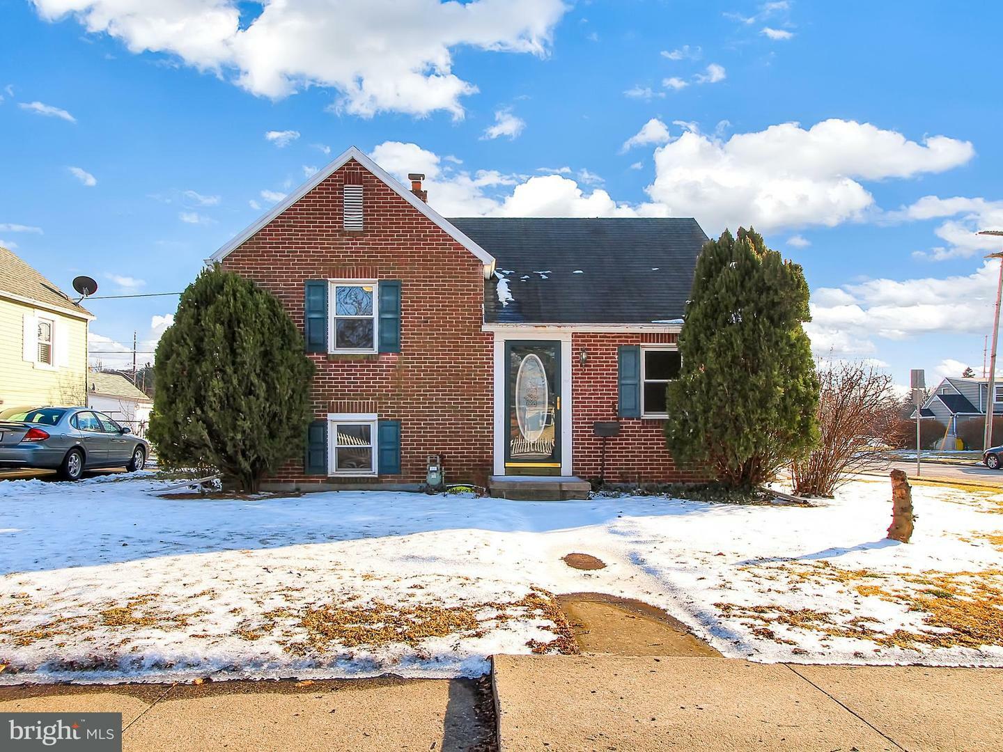 Property Photo:  728 Priority Road  PA 17404 