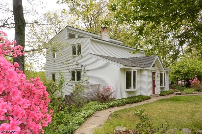 Property Photo: 4 Spring Rd NJ 07834