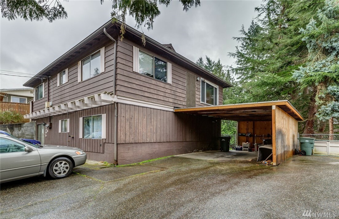 Property Photo:  4304 Frances Ave  WA 98226 