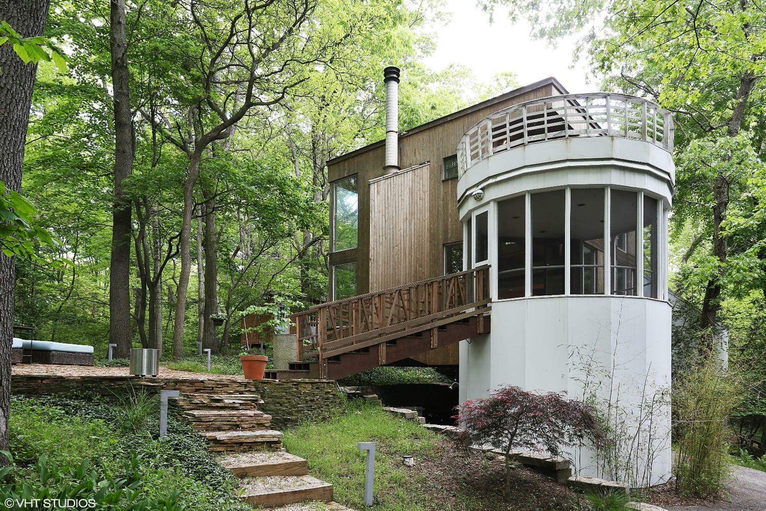 Property Photo:  4188 Hillside Trail  MI 49117 