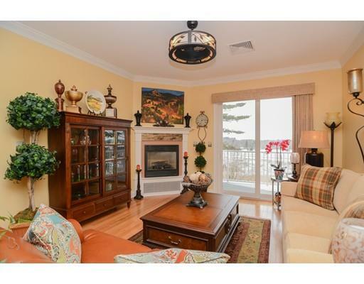 Property Photo: 160 Daniel Webster Highway 305 NH 03060