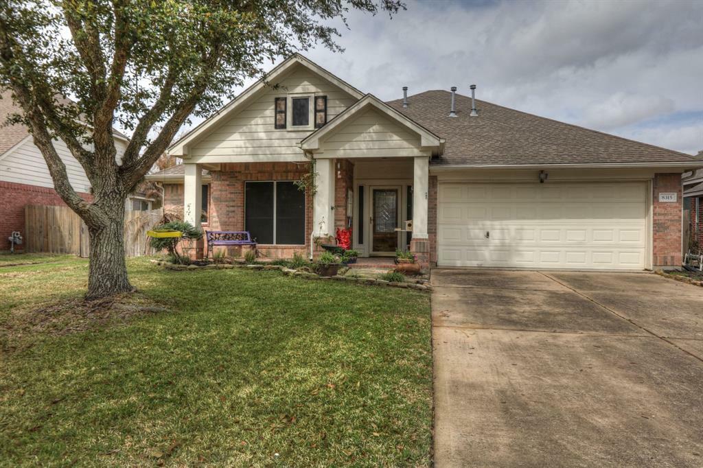 Property Photo: 8315 Major Blizzard Drive TX 77089