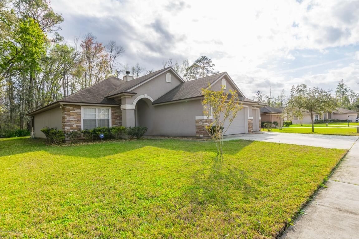 Property Photo:  494 Apple Creek Drive  FL 32218 