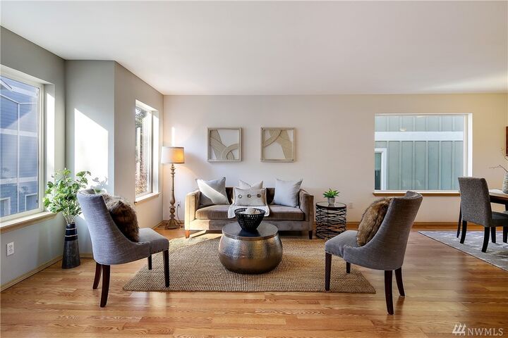 Property Photo: 2414 SW Holden St F WA 98106