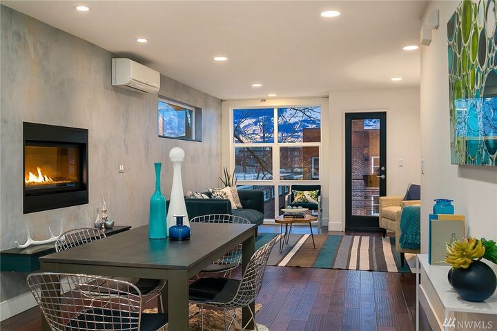 Property Photo:  215 12th Ave E A  WA 98102 