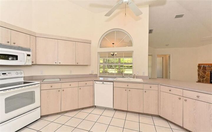 Property Photo: 6409 Kylie Creek Way FL 34240