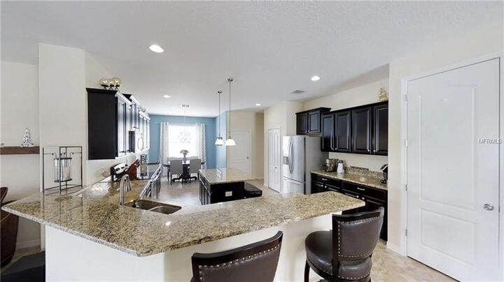 Property Photo:  2625 Yukon Cliff Drive  FL 33570 