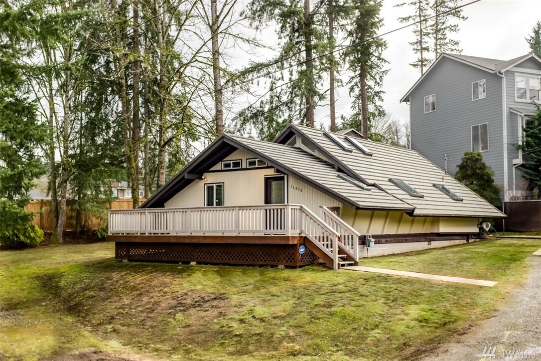 Property Photo:  16438 Simonds Rd NE  WA 98028 