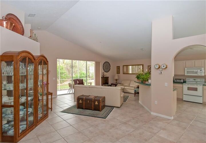 Property Photo:  3306 Yonge Avenue 20  FL 34235 