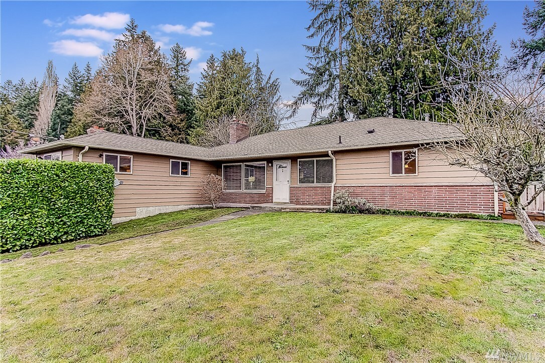 Property Photo:  18510 3rd Ave NW  WA 98177 