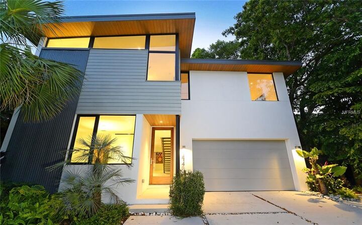 Property Photo: 1414 S Osprey Avenue FL 34239