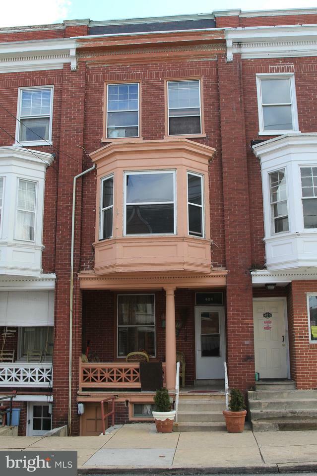 Property Photo:  484 W King Street  PA 17401 