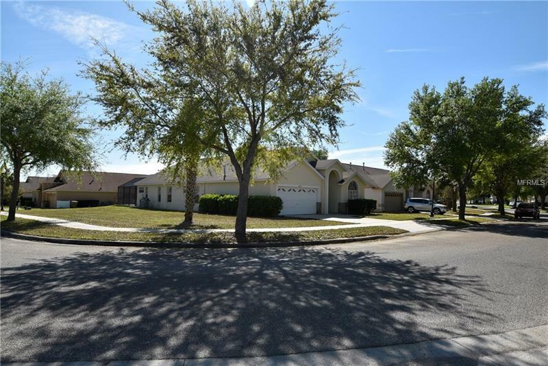 Property Photo:  16028 Blossom Hill Loop  FL 34714 