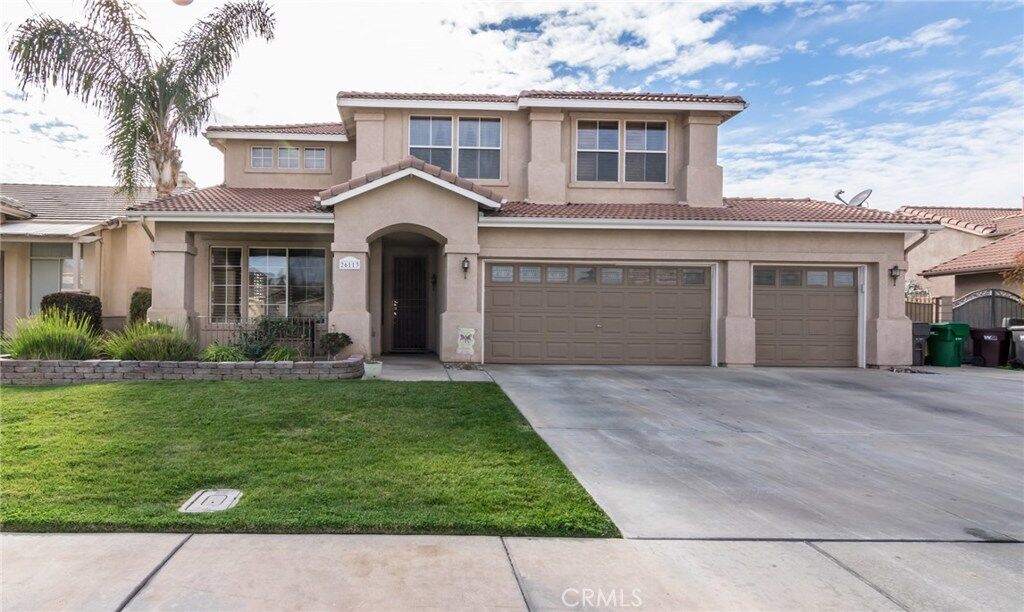 Property Photo: 26113 Avenida Hortensia CA 92544