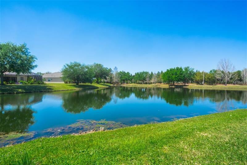 Property Photo:  6332 Robin Cove  FL 34202 