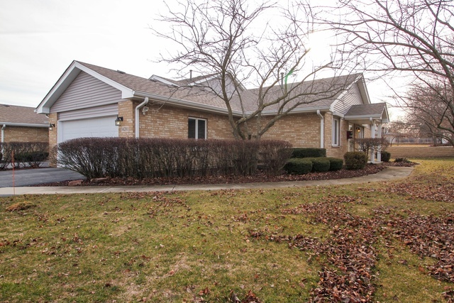 Property Photo: 14200 Brighton Court IL 60462