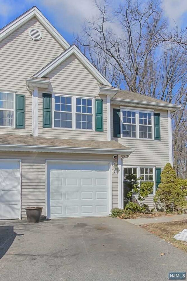 Property Photo:  21 Burnham Drive  NJ 07444 