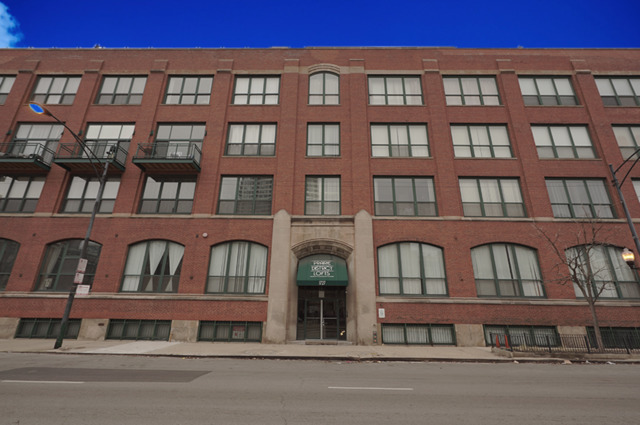 Property Photo:  1727 Indiana Avenue 407  IL 60616 