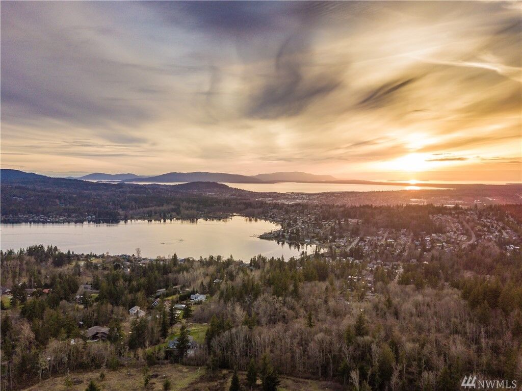 Property Photo: 1840 Vineyard Place WA 98226