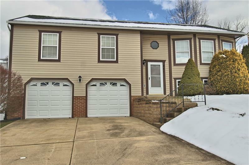 Property Photo:  441 Shelbourne Dr  PA 15239 