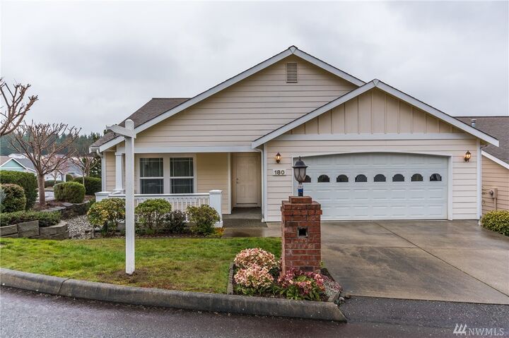 Property Photo: 180 NW 12th Ct WA 98277
