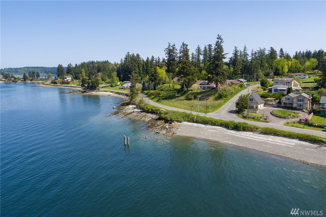 Property Photo: 4734 Woods Road E WA 98366